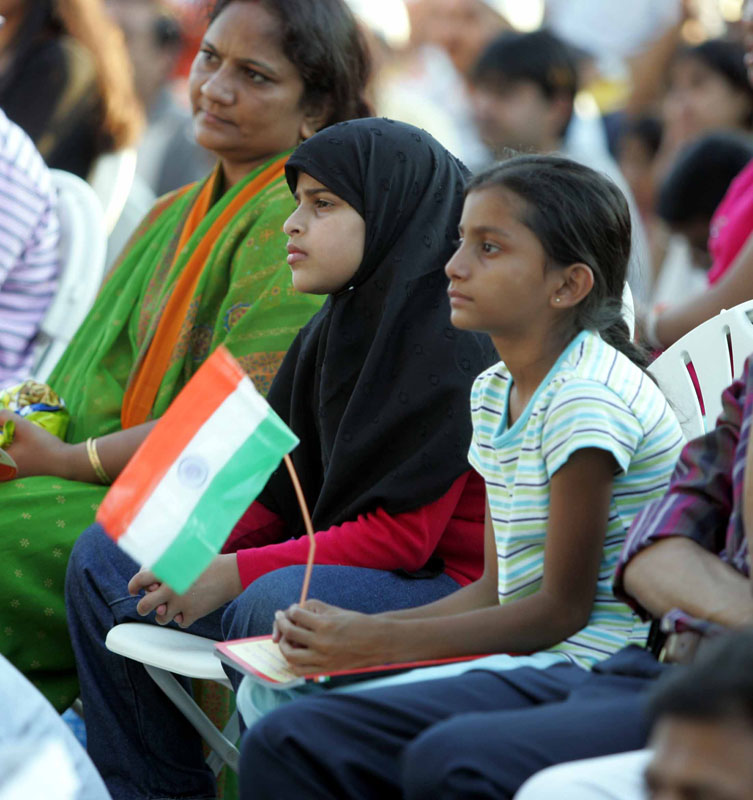 NJ-IndianAmericankids-snapsIndia