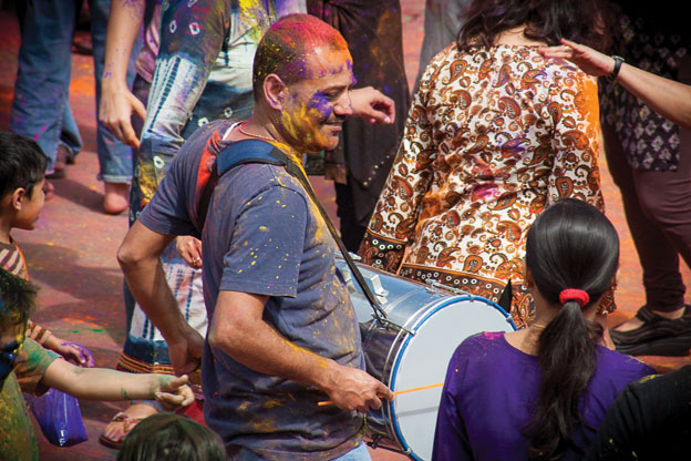 holi sf